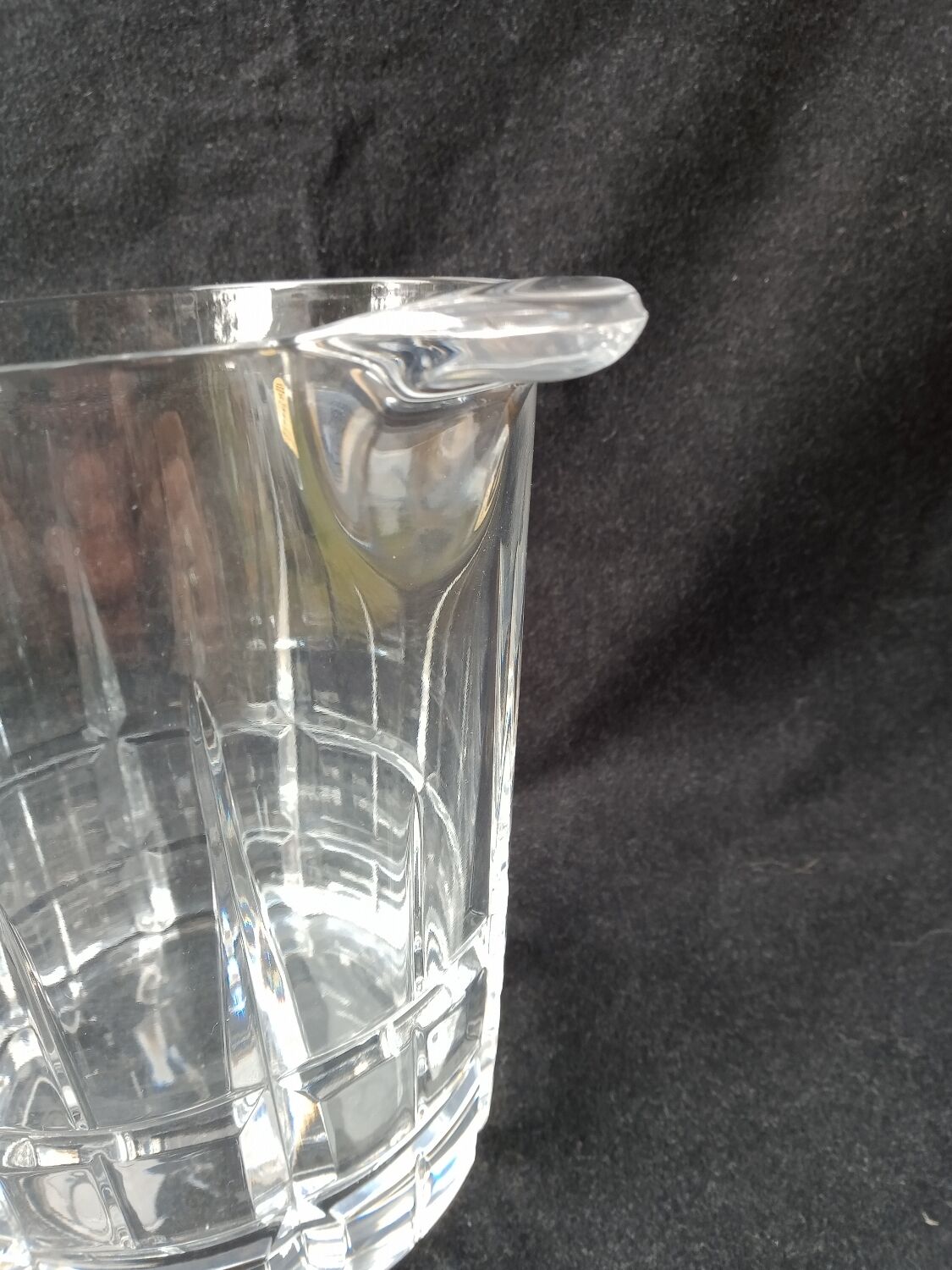 Crystal champagne bucket