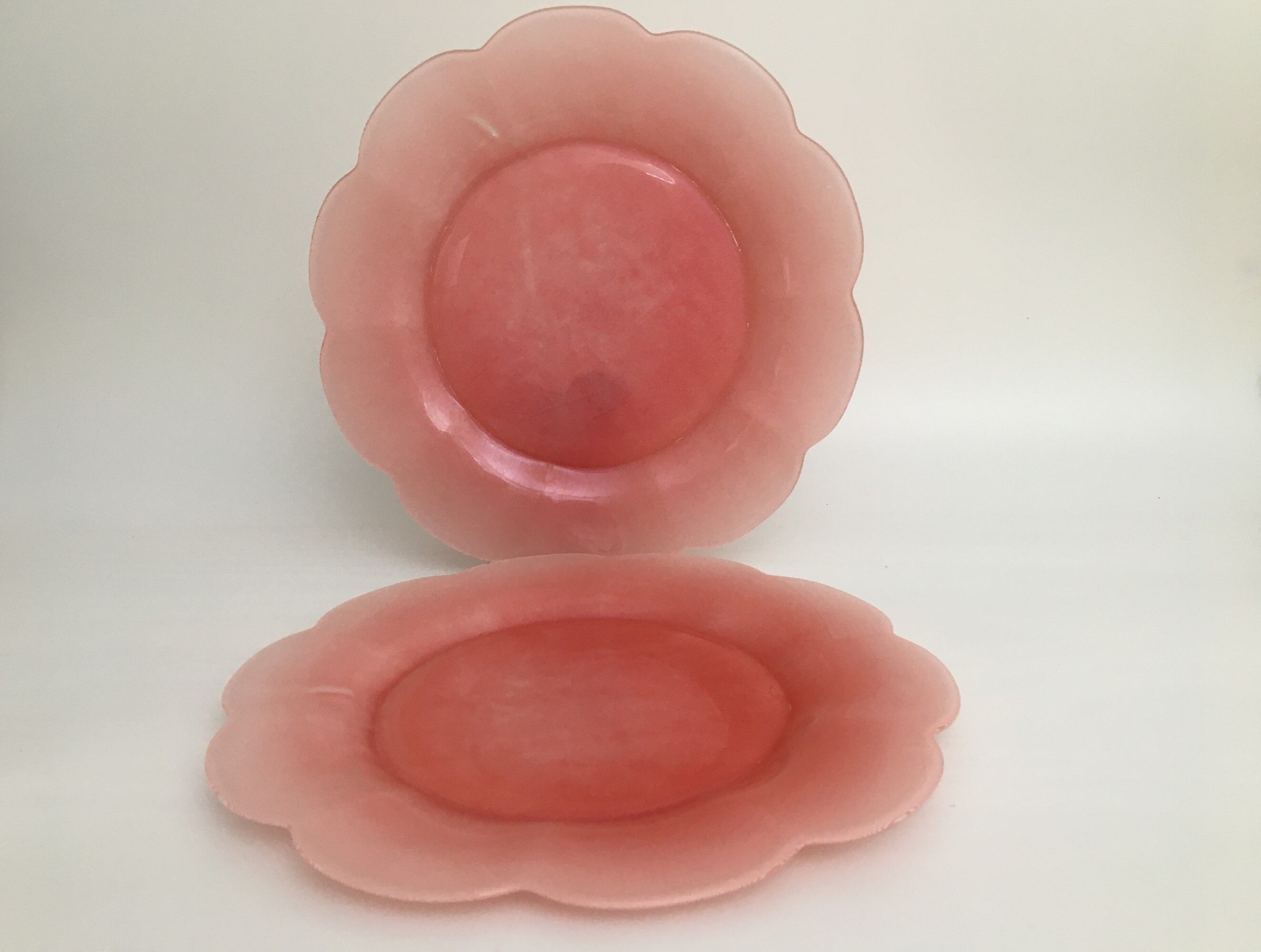 Set of 6 Vintage glass plates in matching colors