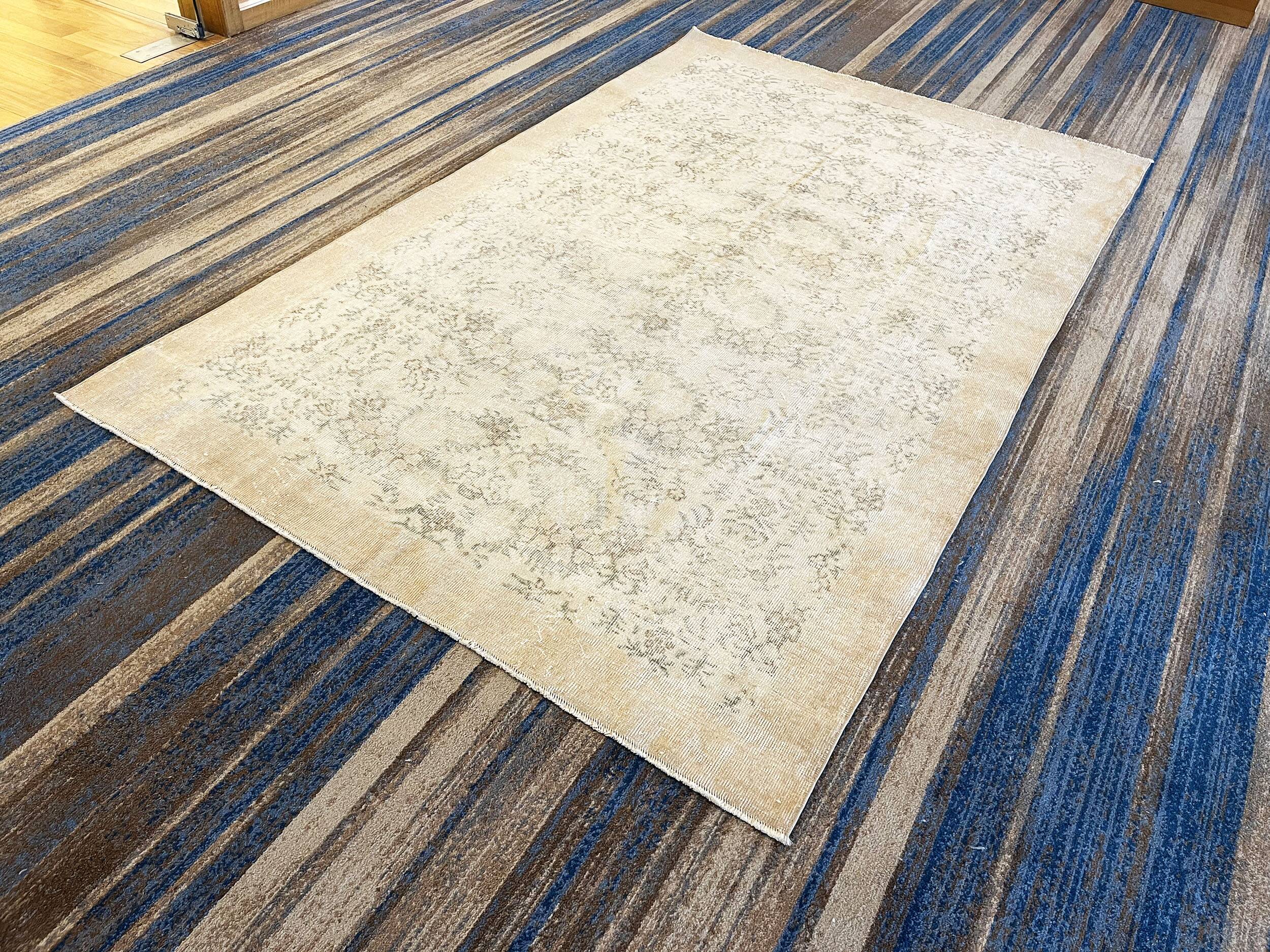 Handmade Floral Anatolian Turkish Rug