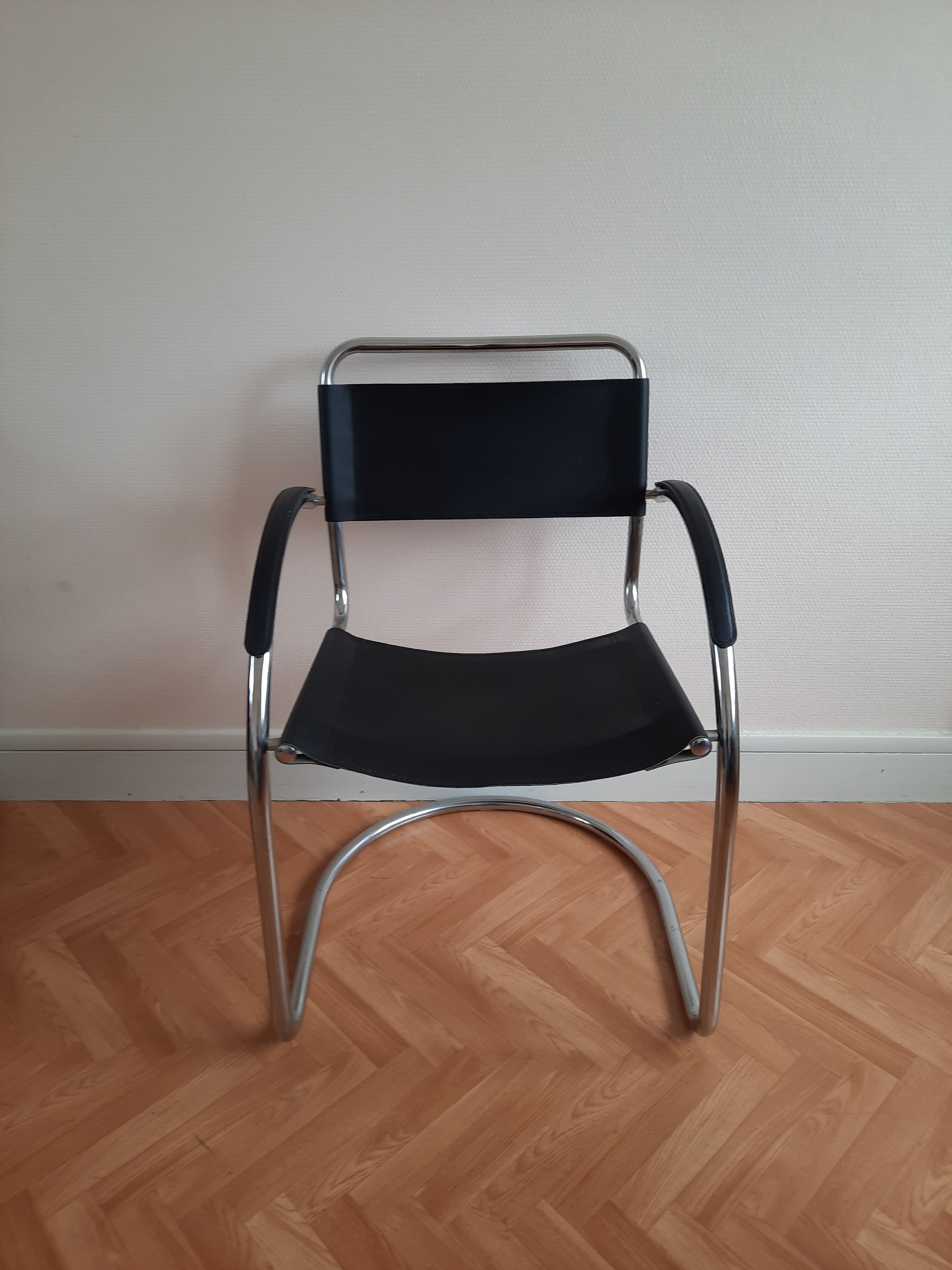 Pair of leather and chrome armchairs made in italy 70s-80s