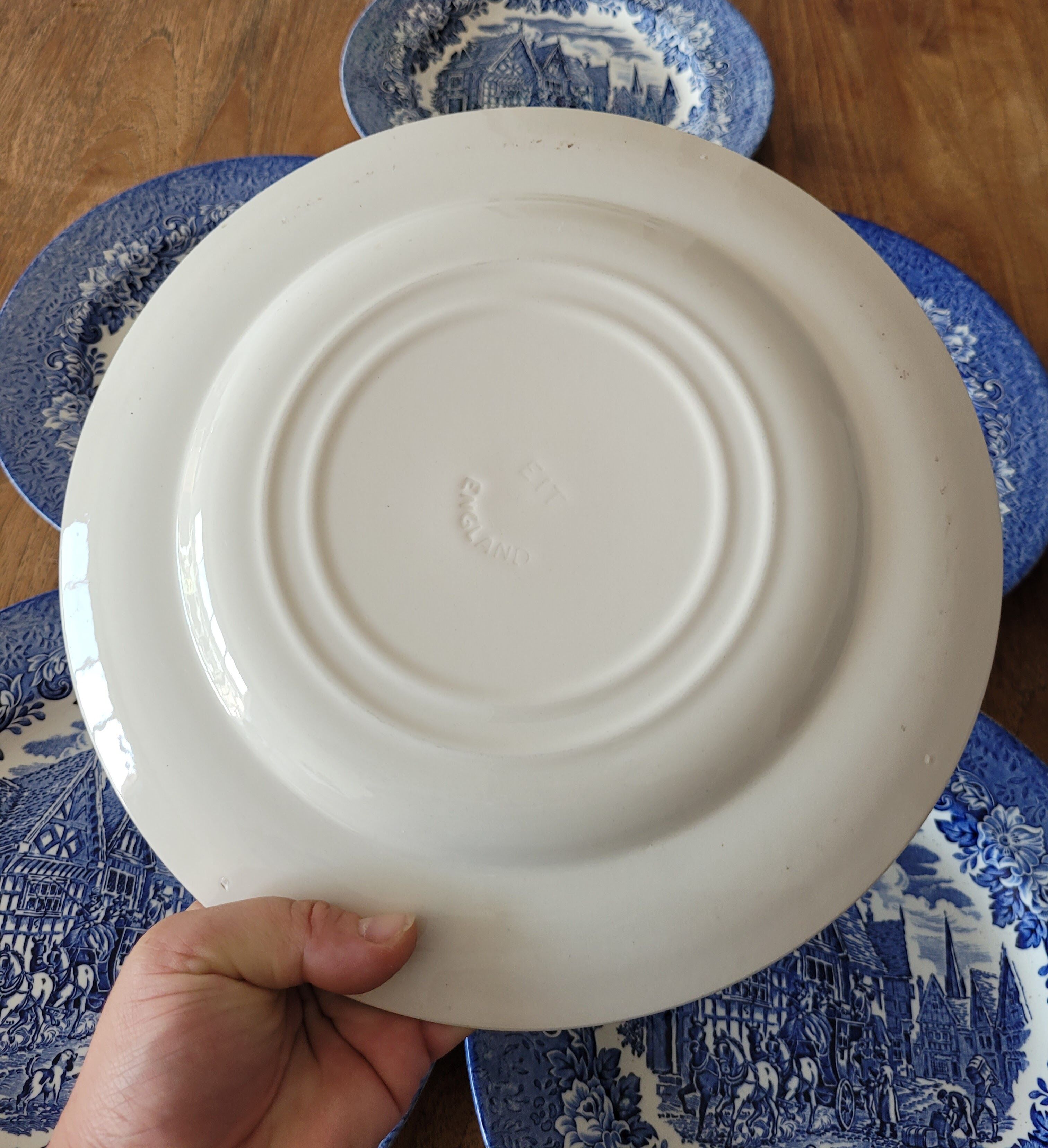 6 blue plates made in england