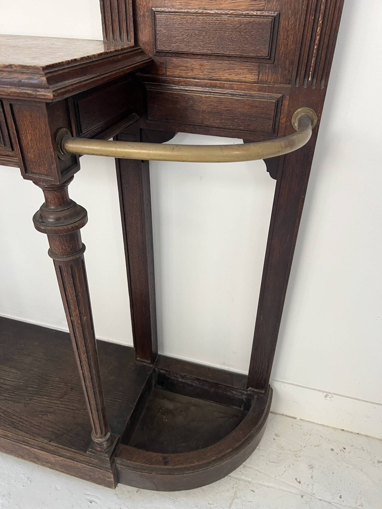 Console coat rack in Louis XVI style with bronze panthers, 20th century.
