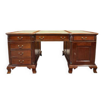 English Chesterfield desk with green leather