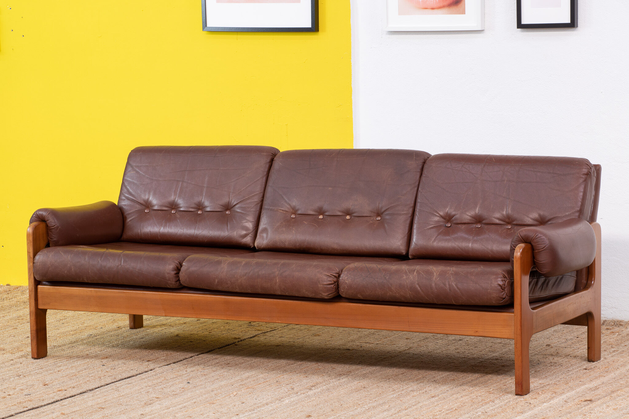 Scandinavian sofa – 205 cm