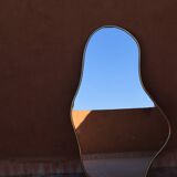Miroir forme libre en laiton, fait-main
