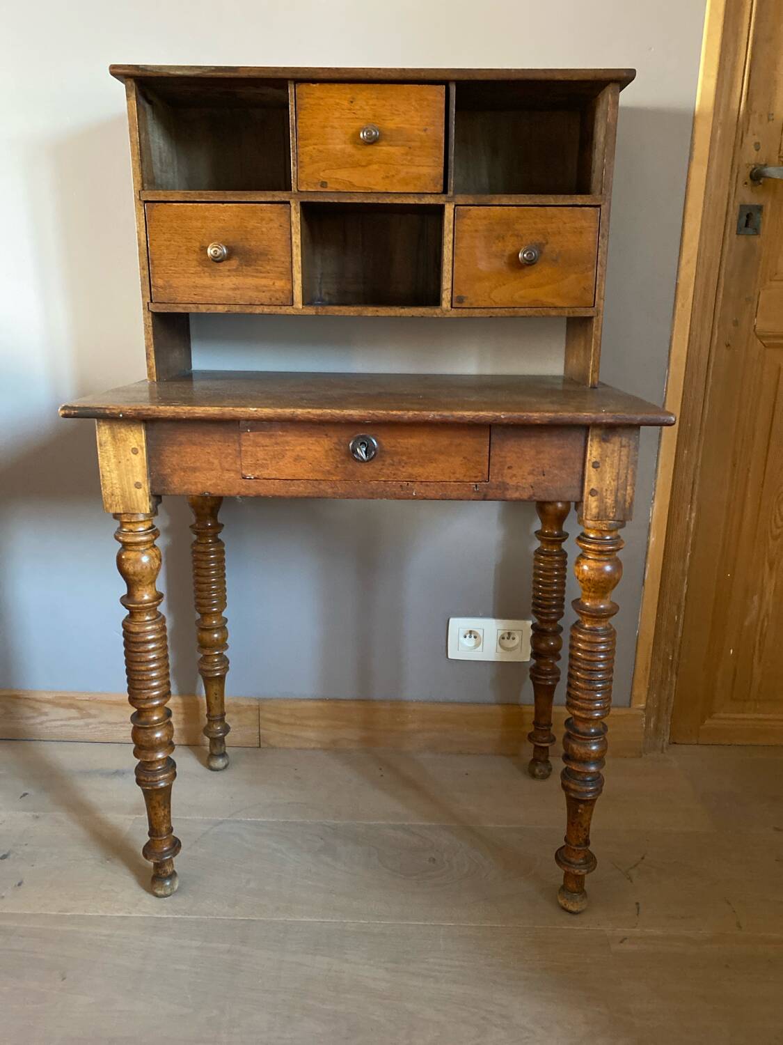 Small office desk secretary table