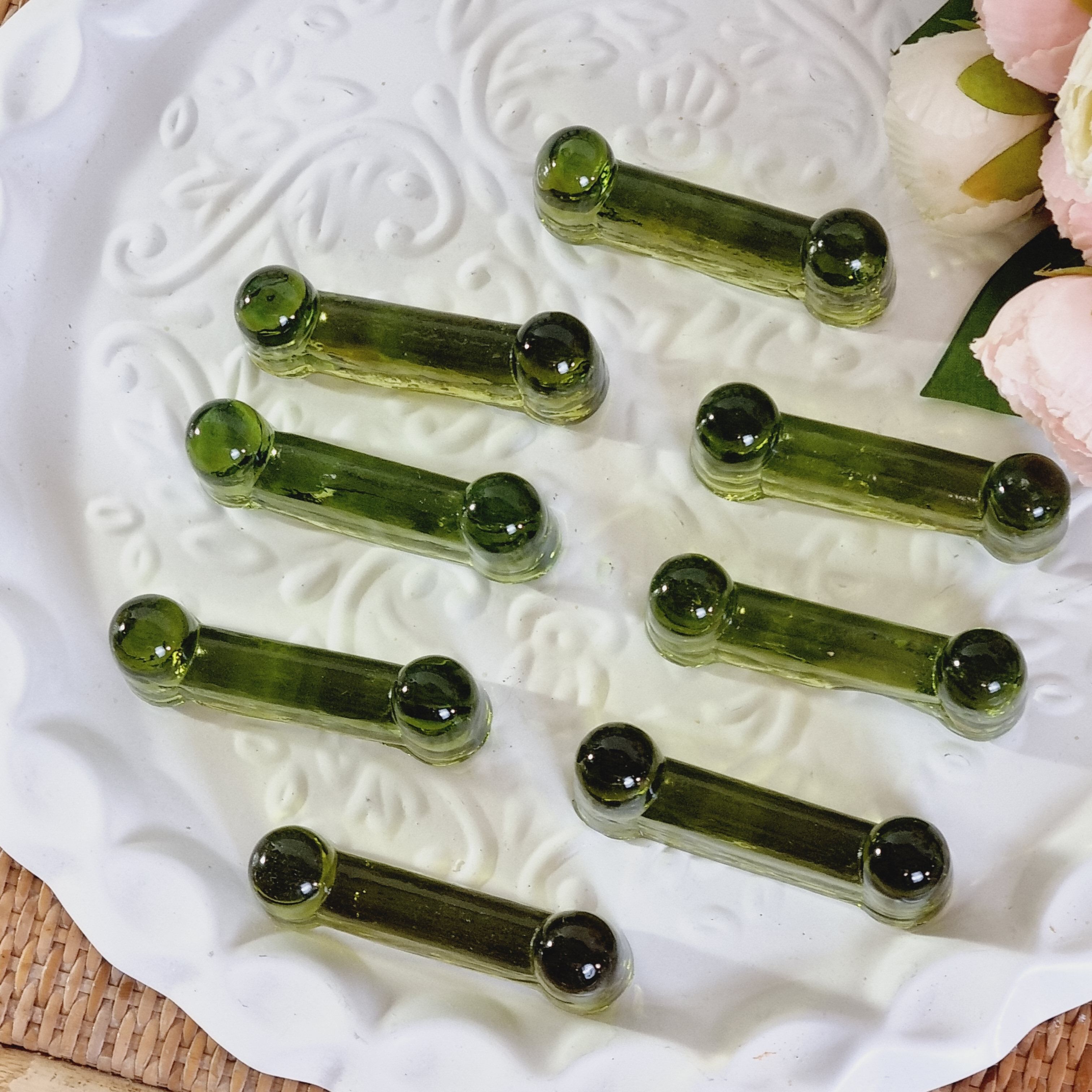 8 knife doors in green glass from BIOT