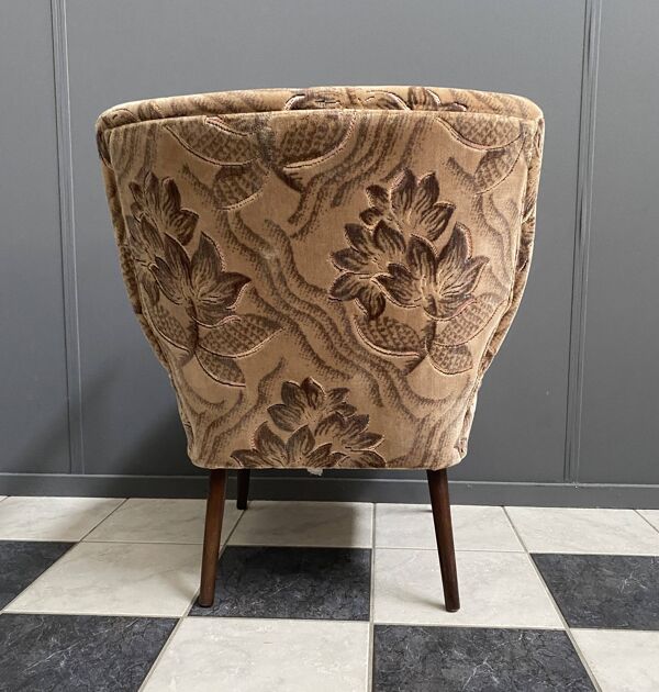 Fauteuil cocktail à imprimé floral des années 1960 avec accoudoirs.