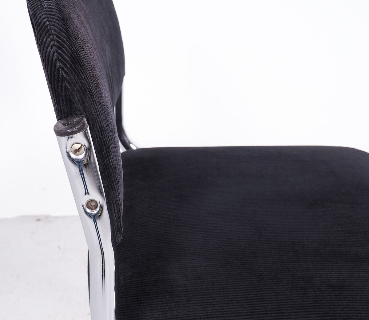 Tubular chrome chairs with black corduroy, set of 4