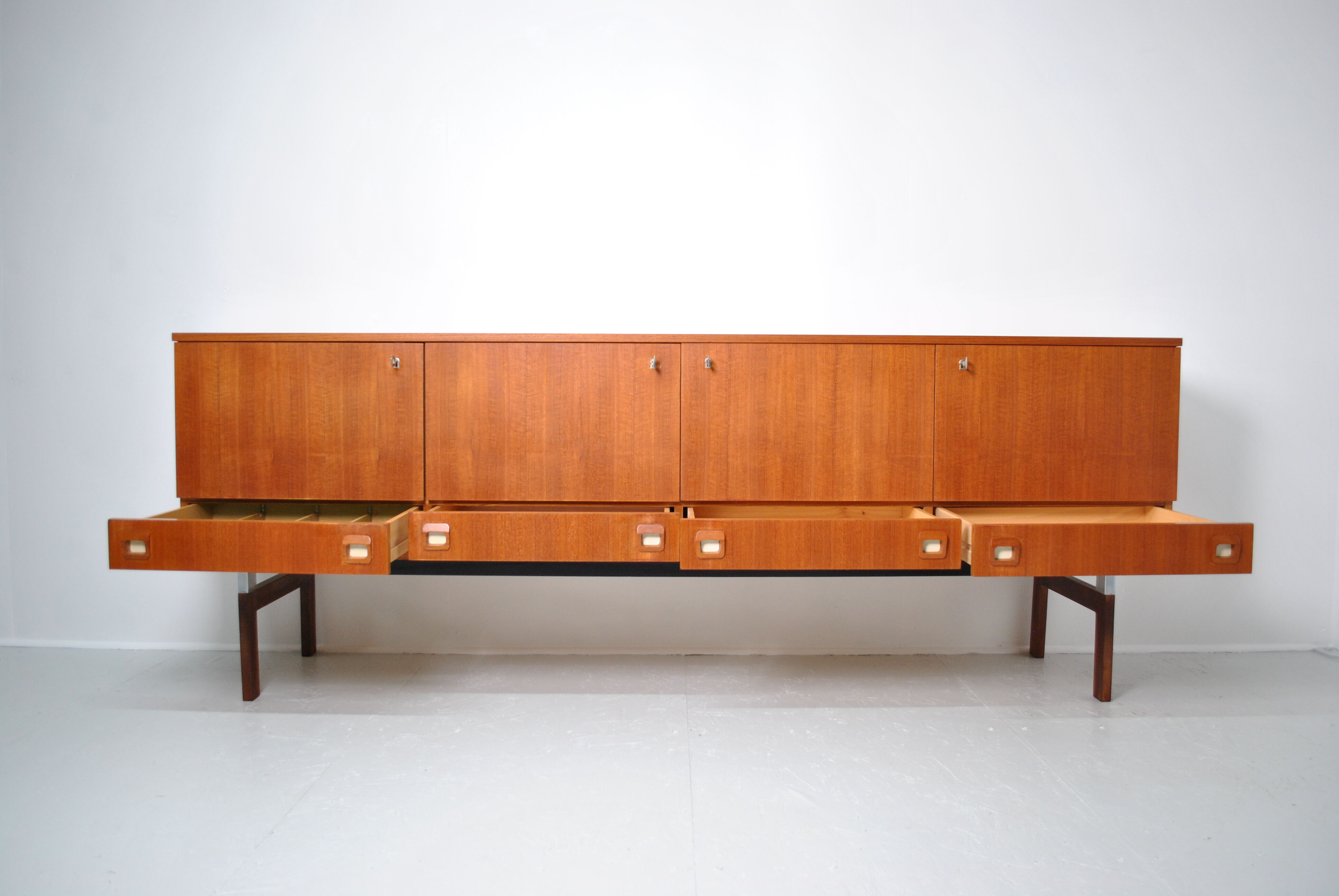 Enfilade en teck 1970