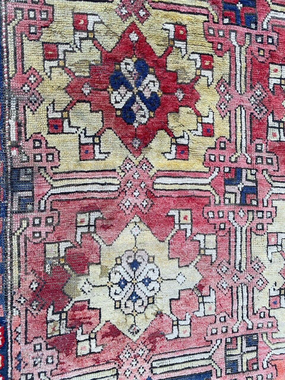 Ancient Turkish carpet Smyrne 130x197 cm