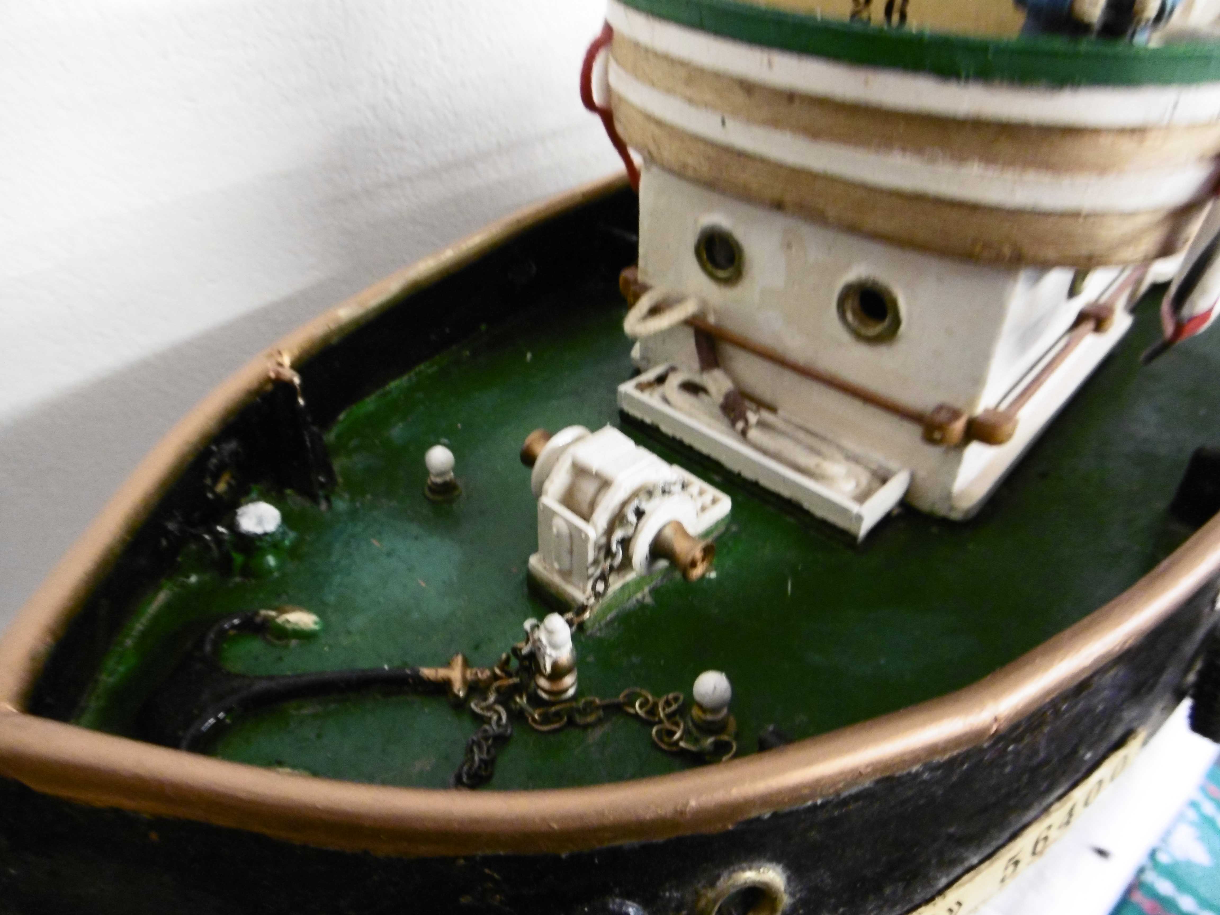 Maquette de bateau, remorqueur abeille 26