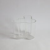 Savoy vase by Alvar Aalto for Iitalla Finland