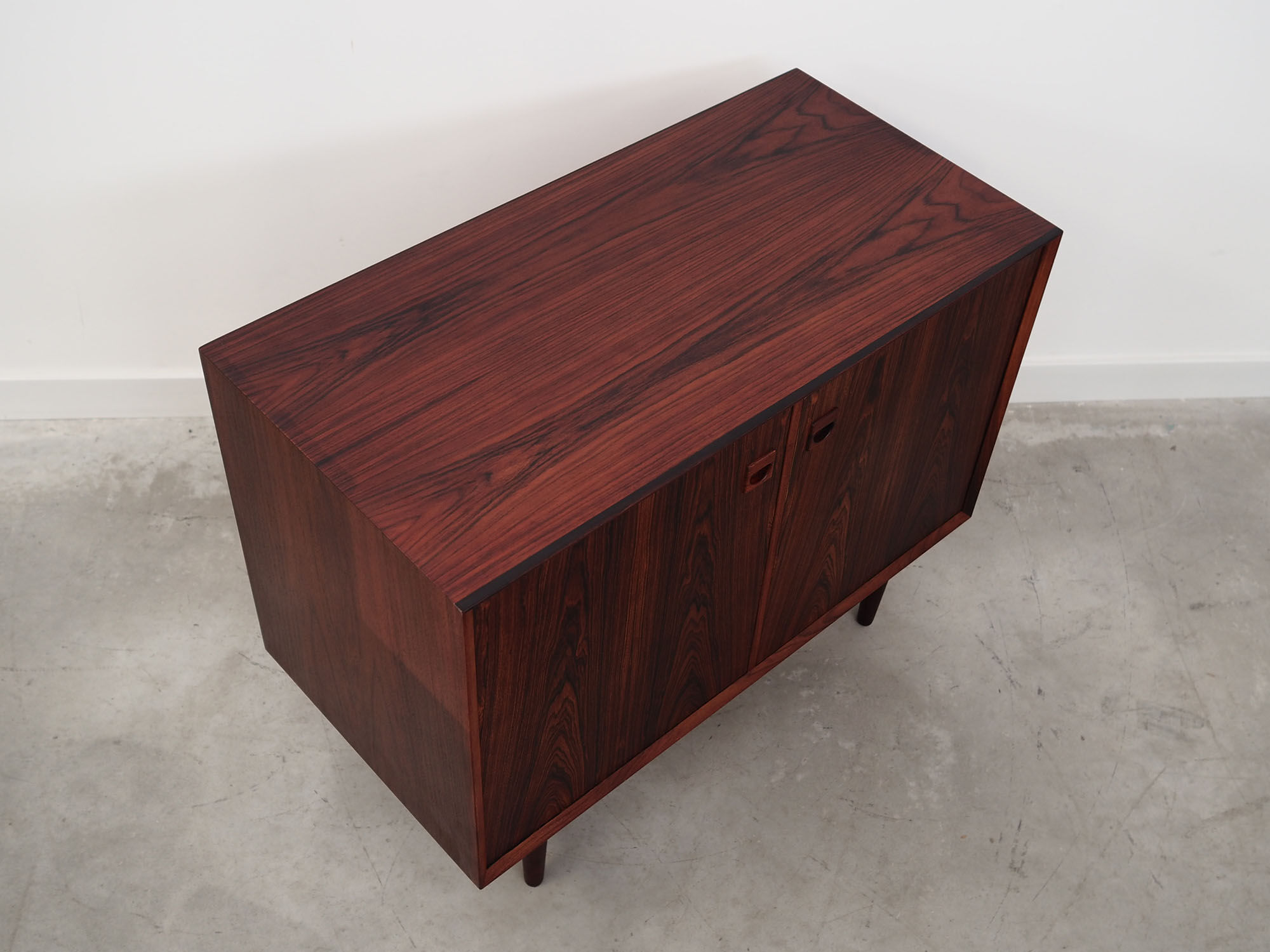 Buffet en palissandre, design danois, années 1960, fabricant Brouer