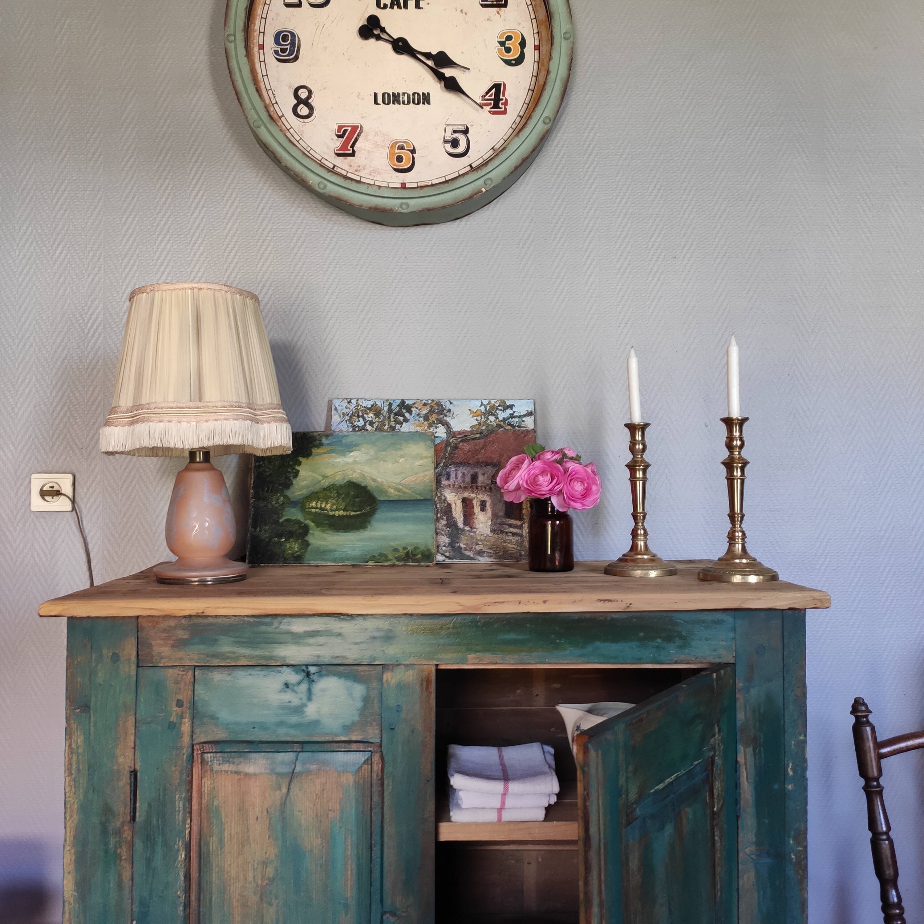 Old Parisian style buffet