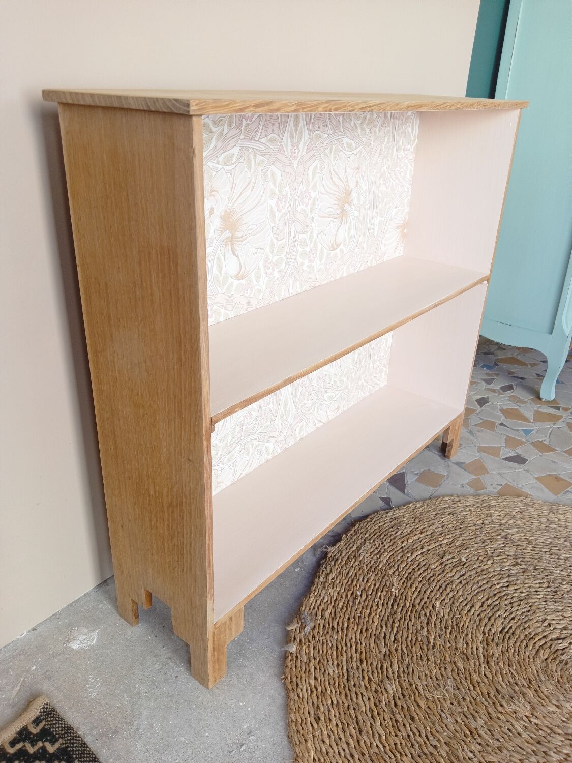 Small pink bookcase and wood