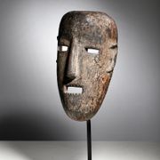 African mask Nyamwezi - Ethnic decoration of Tanzania