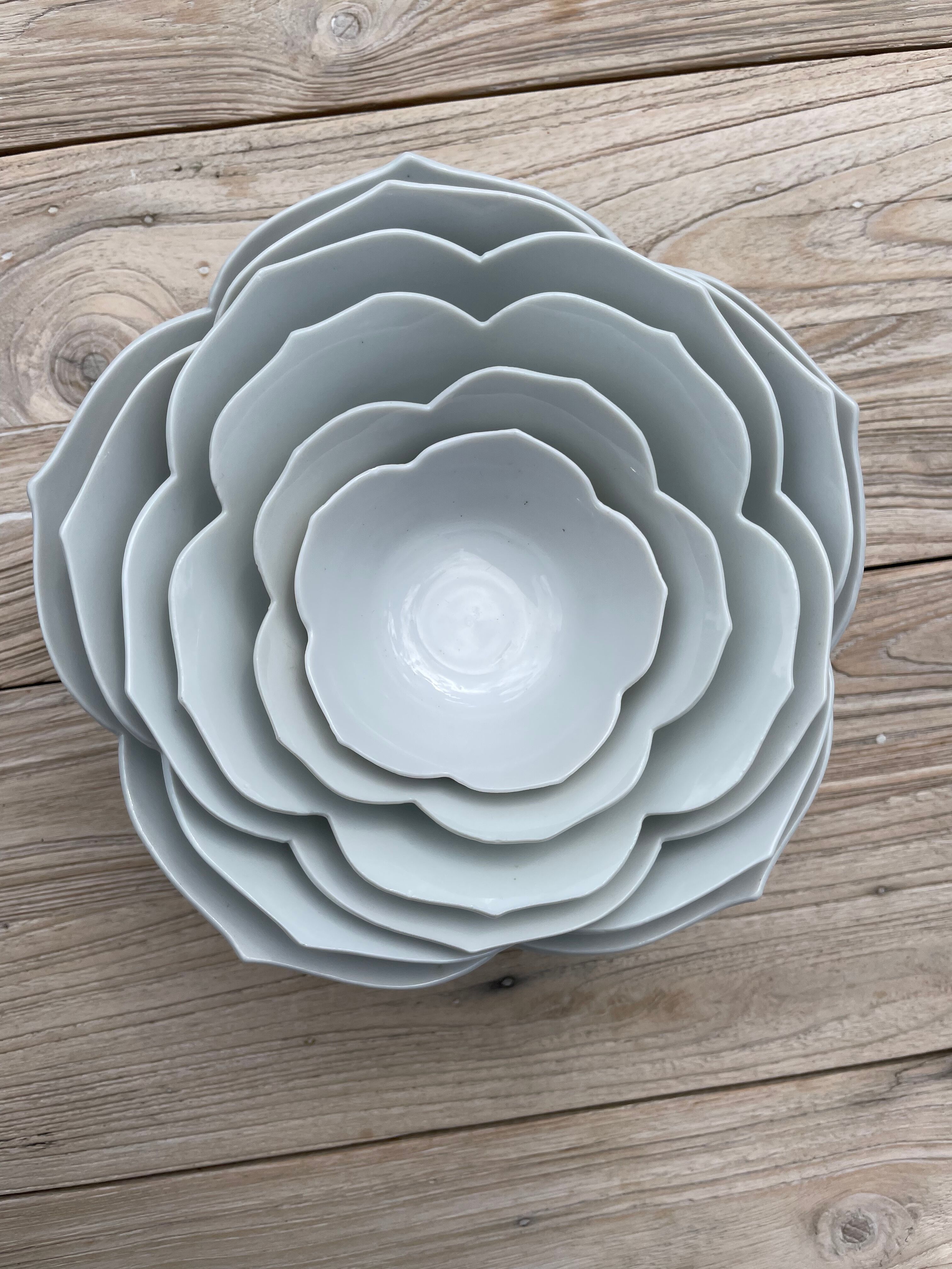 Set of 6 flower bowls