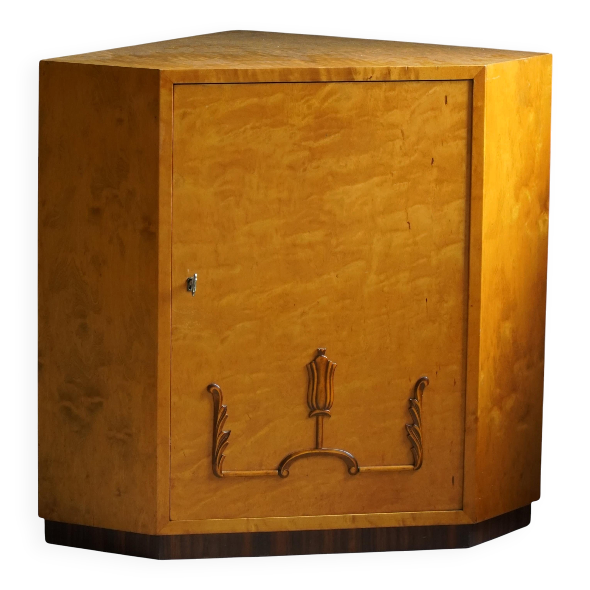 Early 20th century, Art Deco Swedish corner furniture in birch, 1930s.