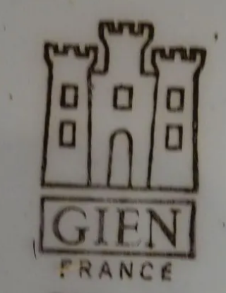 Dish Faience Gien Model Peony