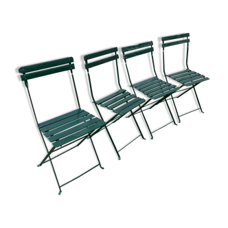 Folding chairs