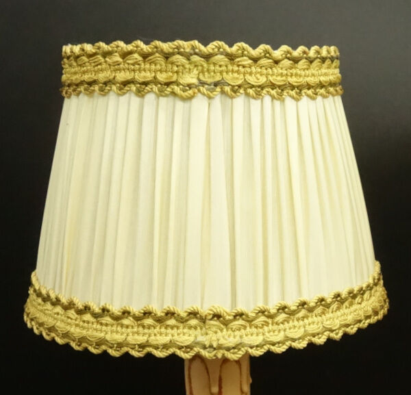Pair of Louis XV style bedside lamps