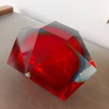 Empty pocket in Murano glass