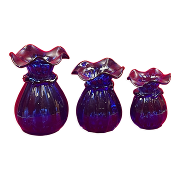 Series of 3 blue glass vases in the shape of a purse, 11, 13 and 17 cm