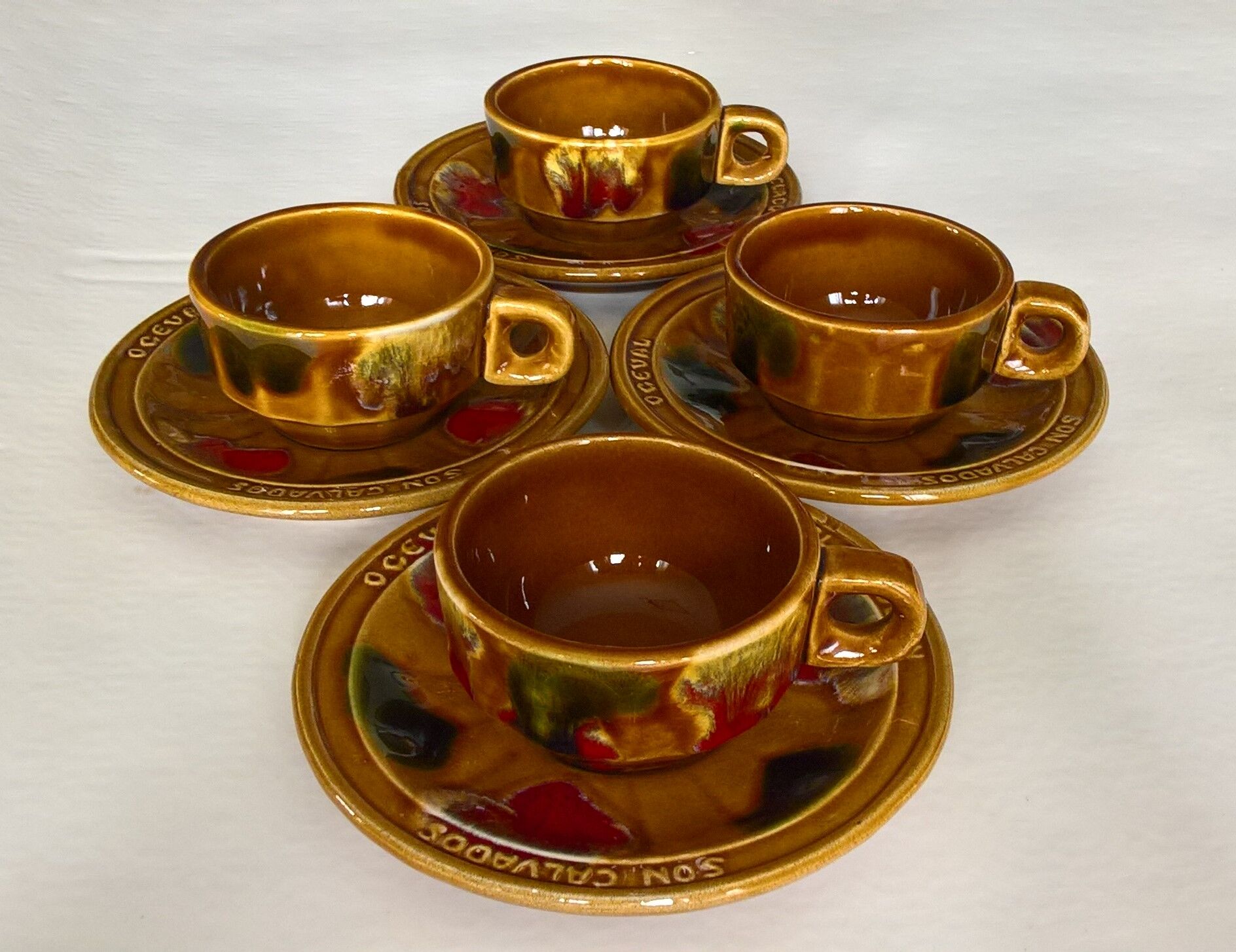 4 coffee cups bistro