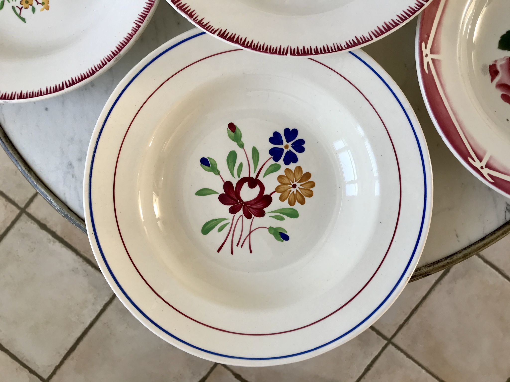 Set of 6 mismatched hollow plates Digoin Sarreguemines and Lunéville 40s