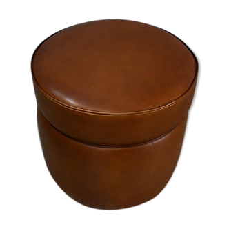 Sheep leather pouf