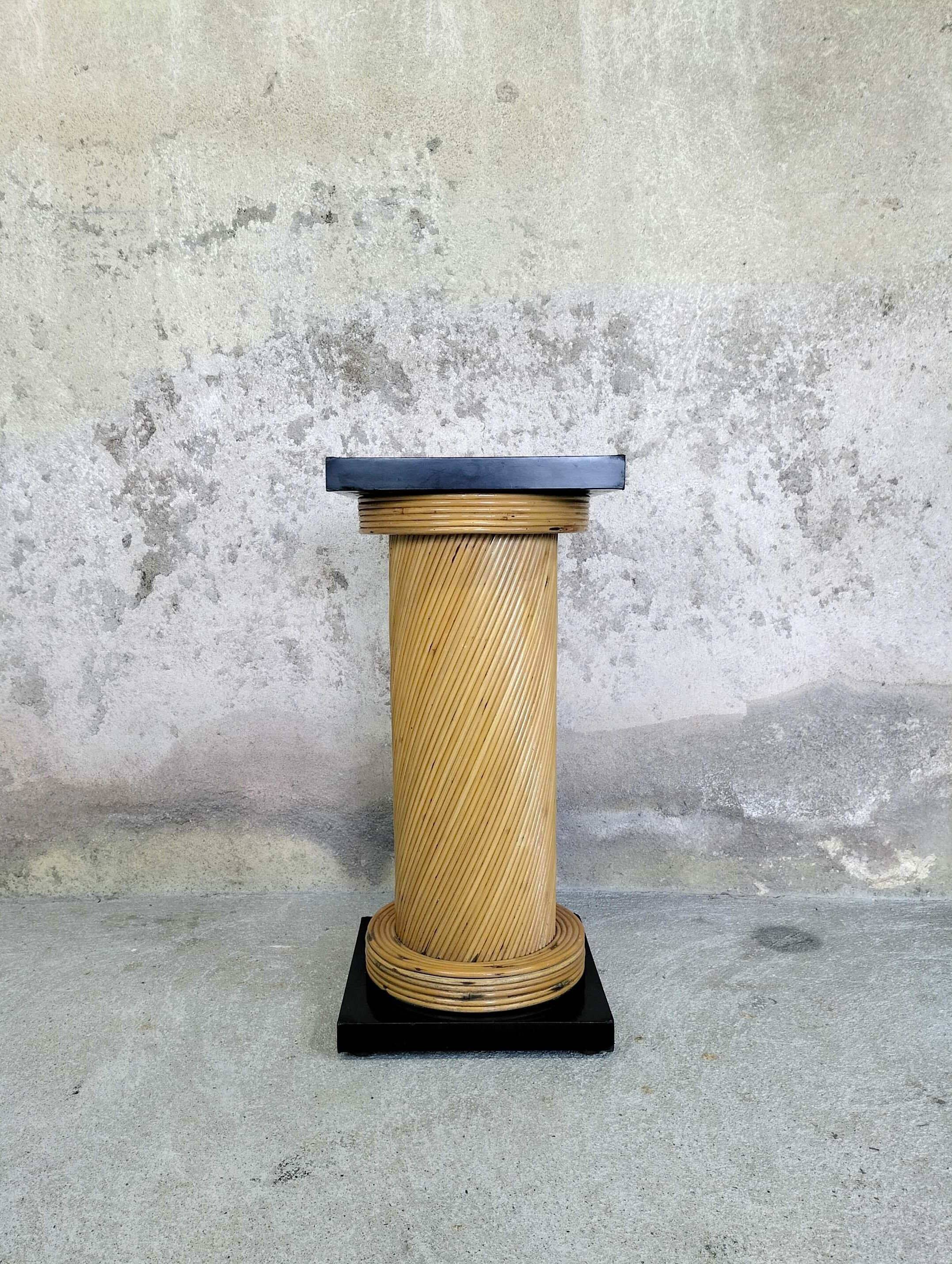 Vintage rattan column