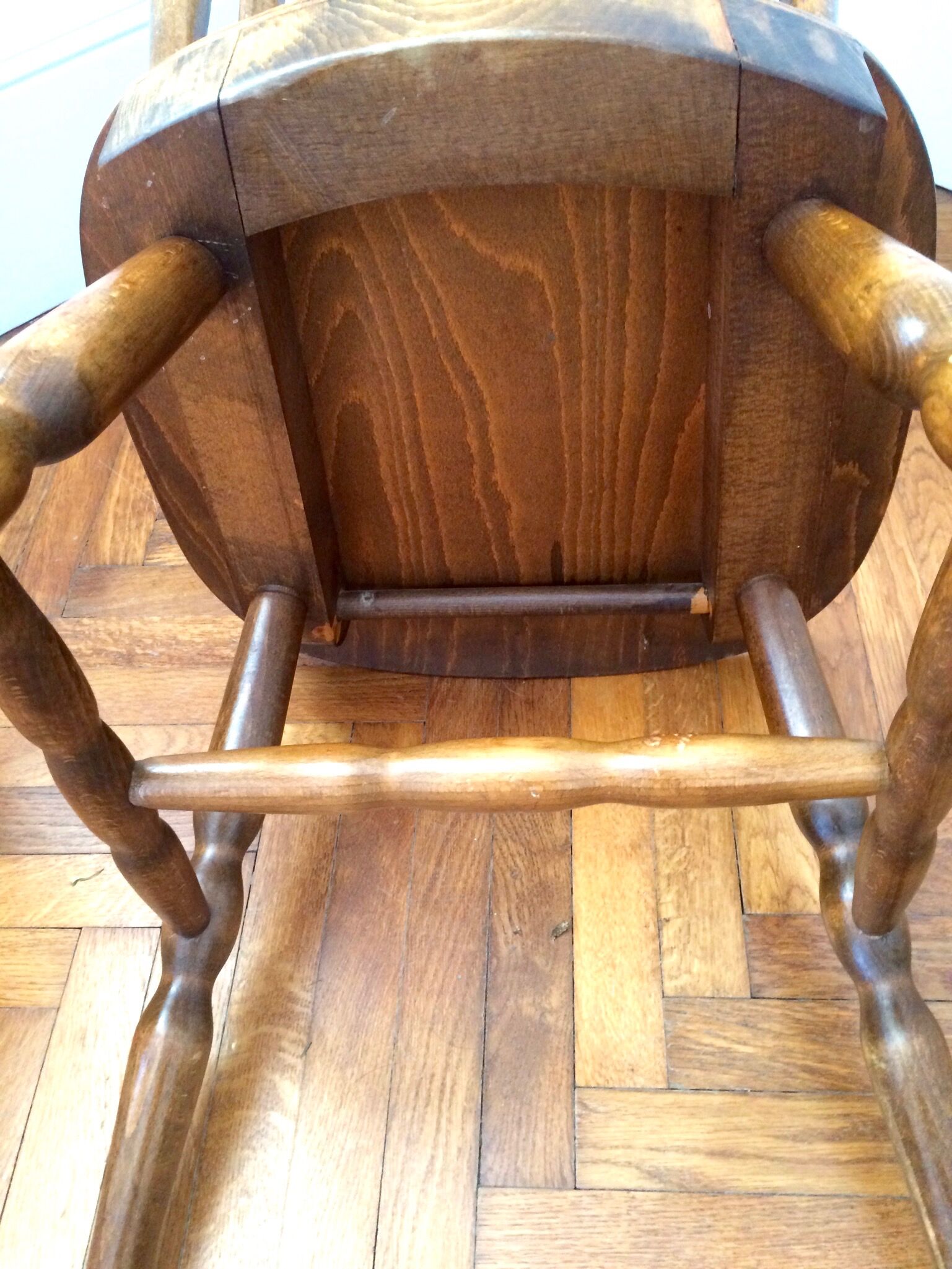 Paire de chaises Baumann modèle Tacoma