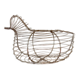 Chicken-shaped egg basket made of metal