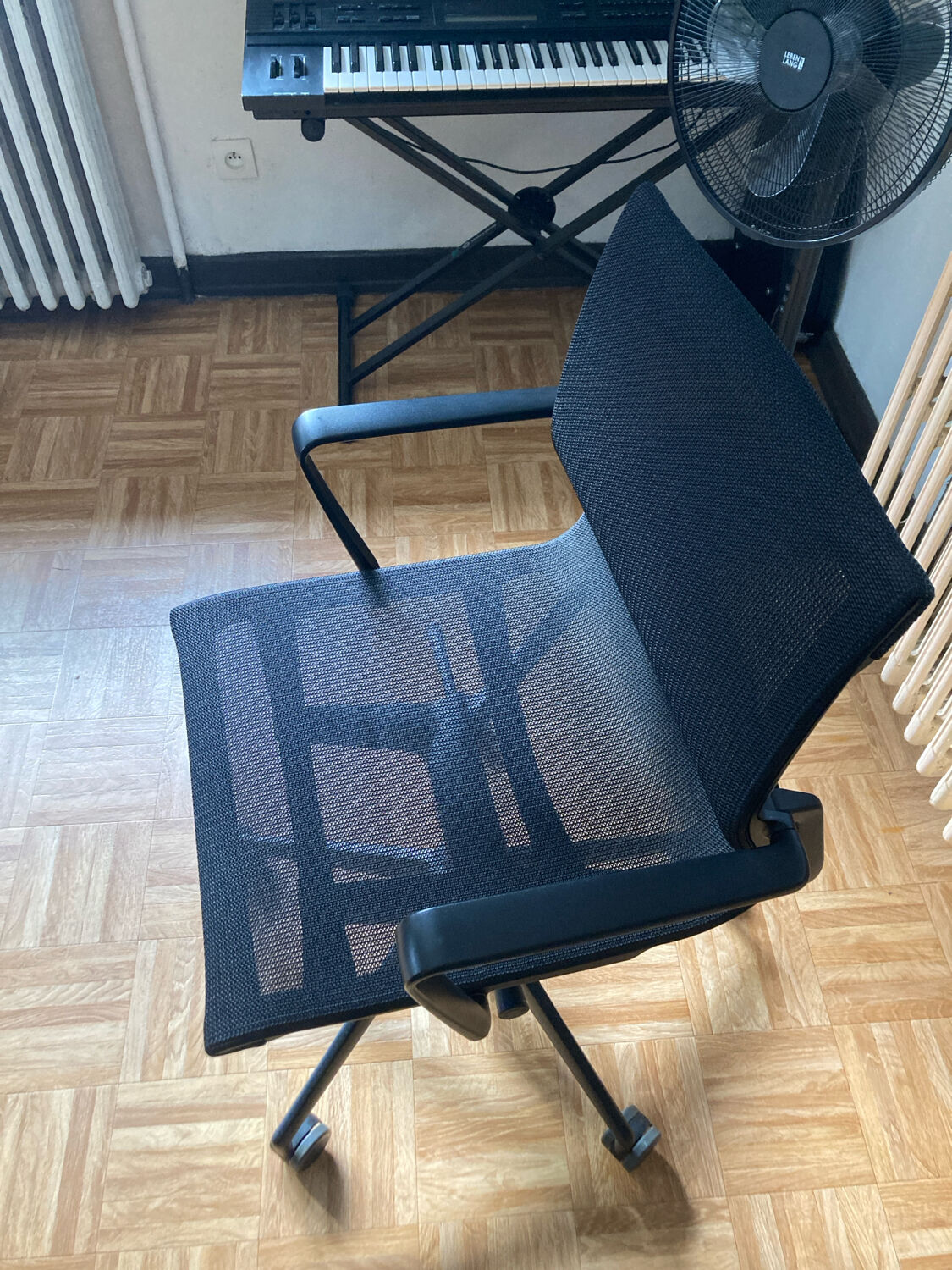 Vitra Physix, black pearl, office chair