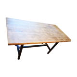 Industrial standing table