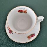 Coffee cup flowers autumn