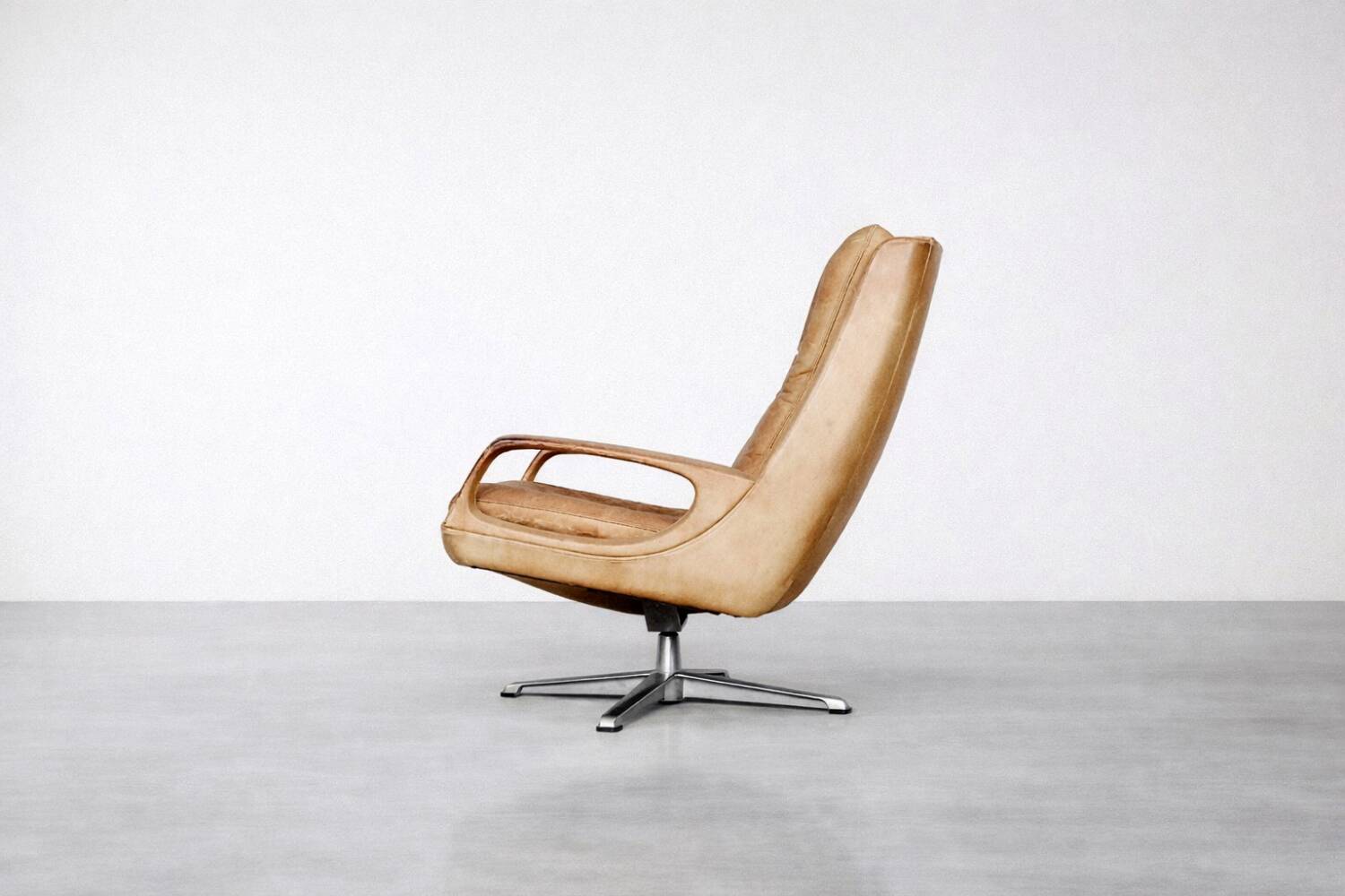 Vintage Mid-Century German Modern Leather Swivel Chairs by Carl Straub