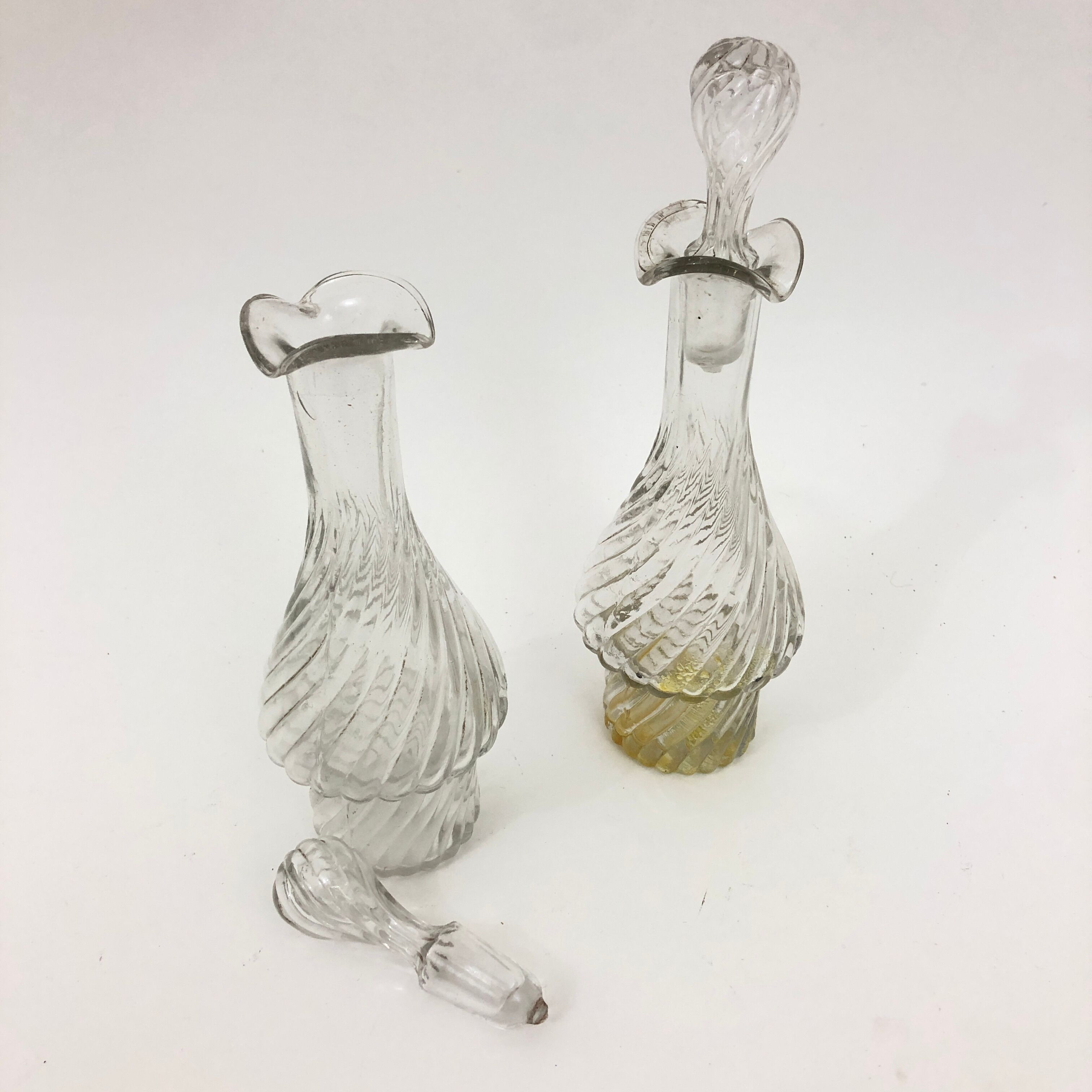 Oil and glass winemaker