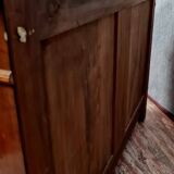 Louis XVI Style chest of drawers in walnut circa 1850-1880