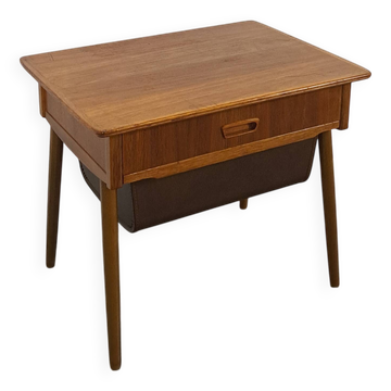 Commode à coudre en placage de Suède