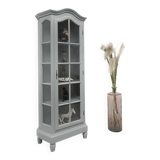 Display case made of oak wood