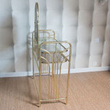 Dressing table in gold metal