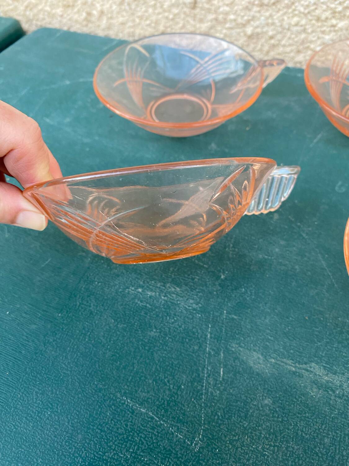 Set of 4 Art Deco cups