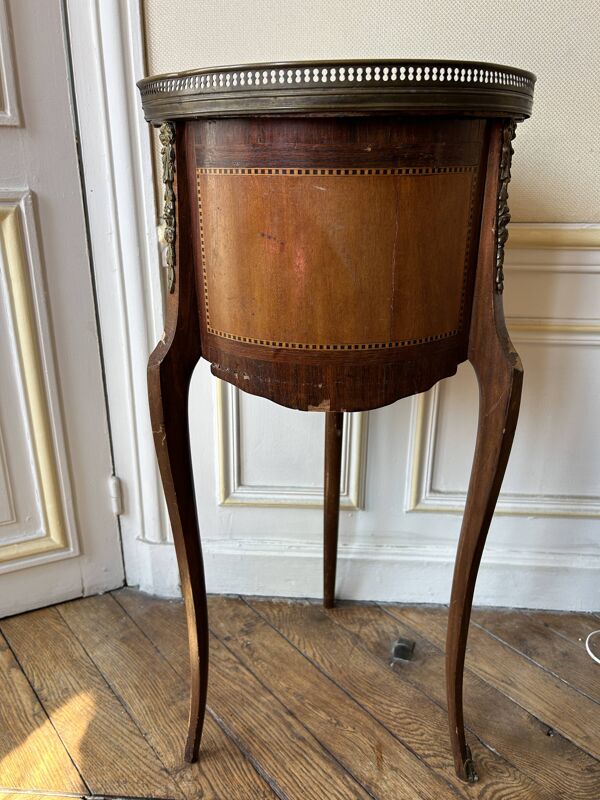 Charmante table tambour de style Transition – à restaurer
