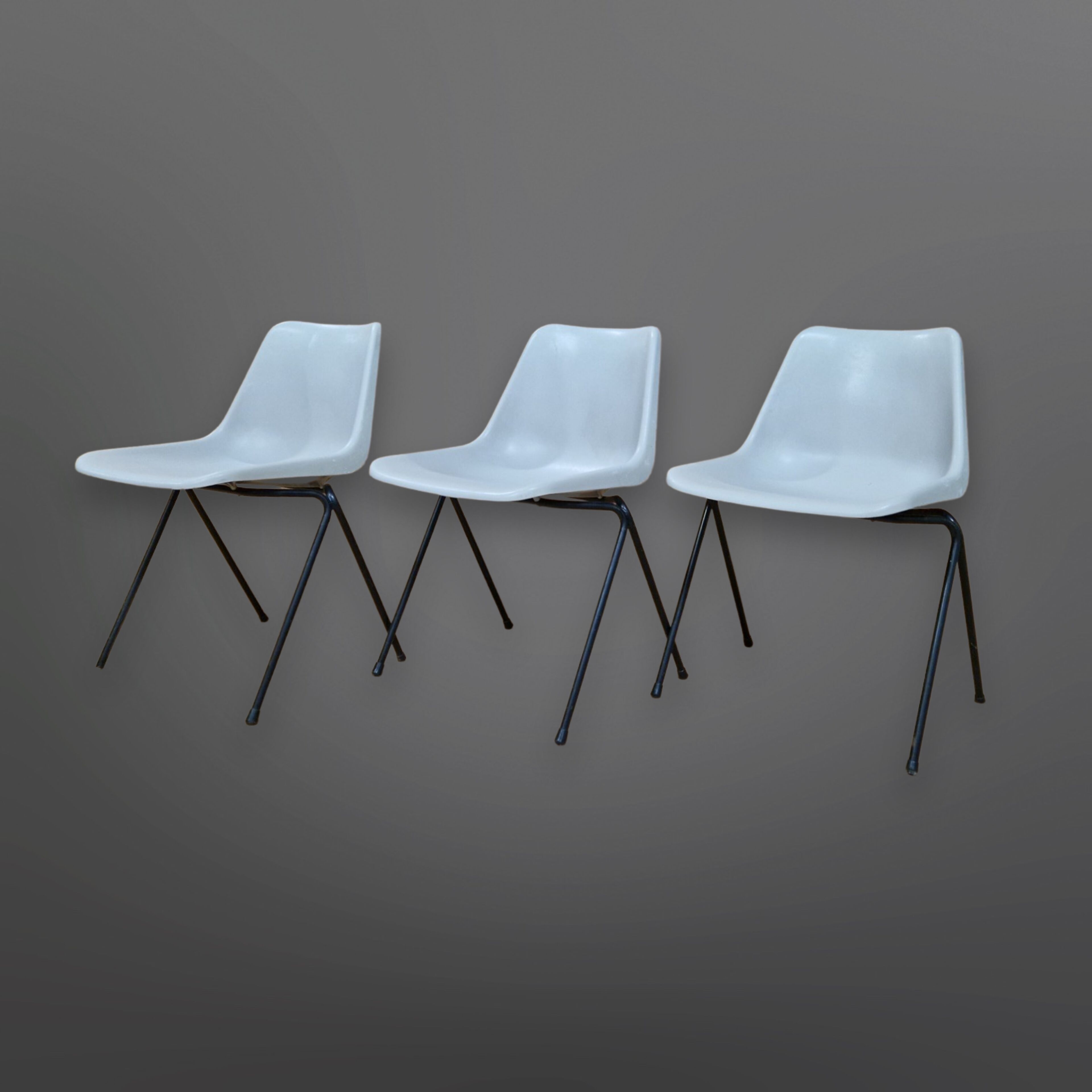 Polyprop stacking chairs by Robin Day for Tecno, Italy 1960s