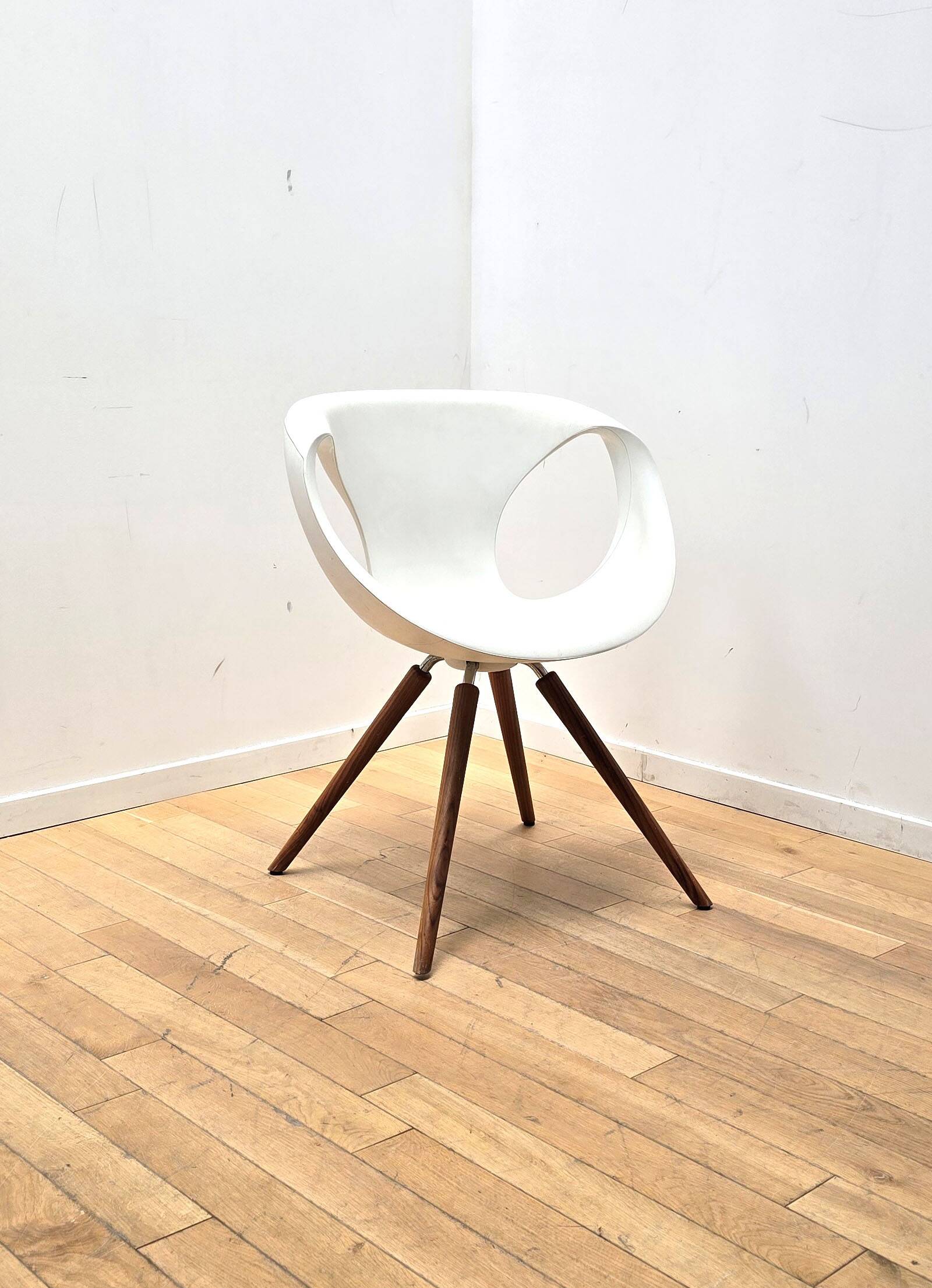 Pair of Up Chairs, Tonon