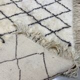White/black laine laine carpet with tiles 310x190cm