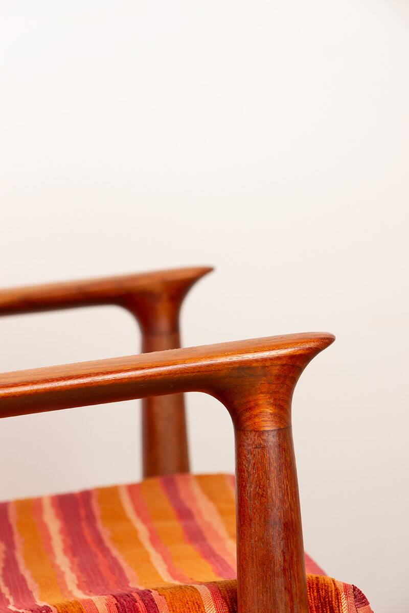 Pair of Danish armchairs in solid teak and fabric, Svend Aage Eriksen 1960.