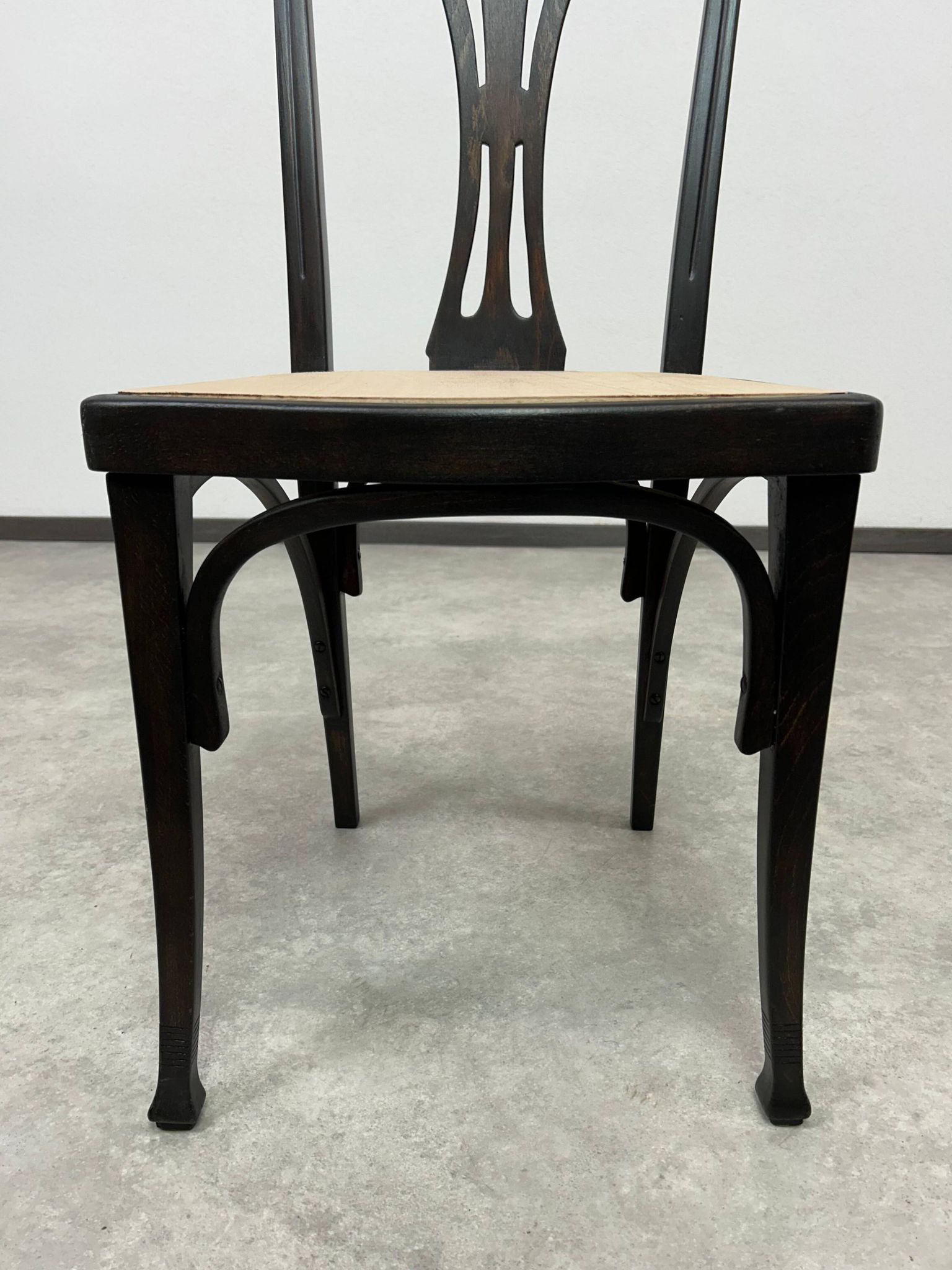 Set of 6 dining chairs no.319 by J&J Kohn